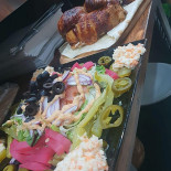 Angus N Chicken House Mad