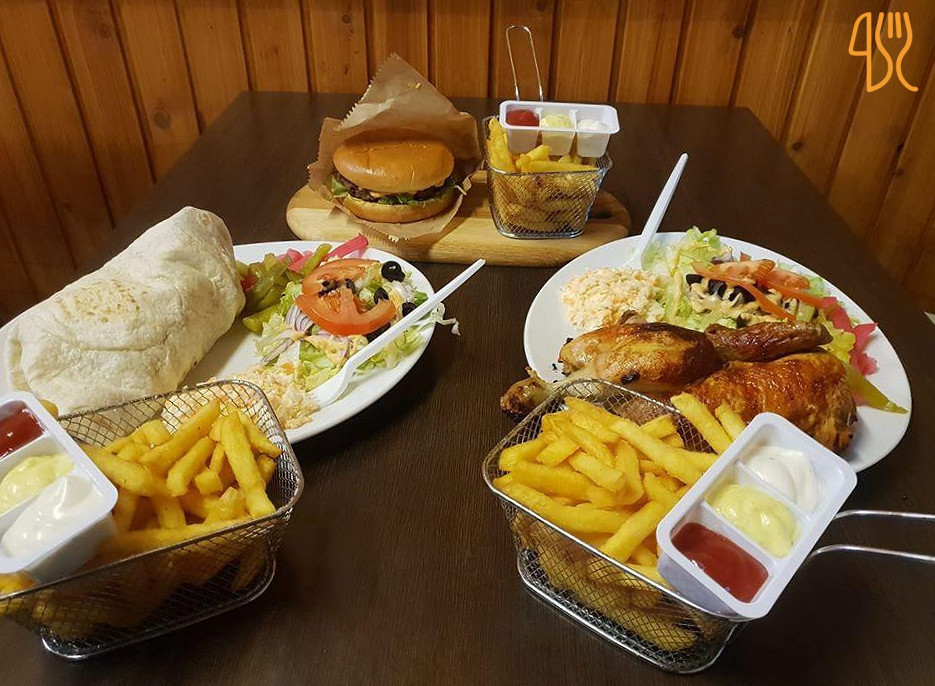 Angus N Chicken House Mad