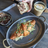 Øens Købmand Dansk Bistro Konditori Mad