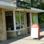 Evita Pizza Udenfor