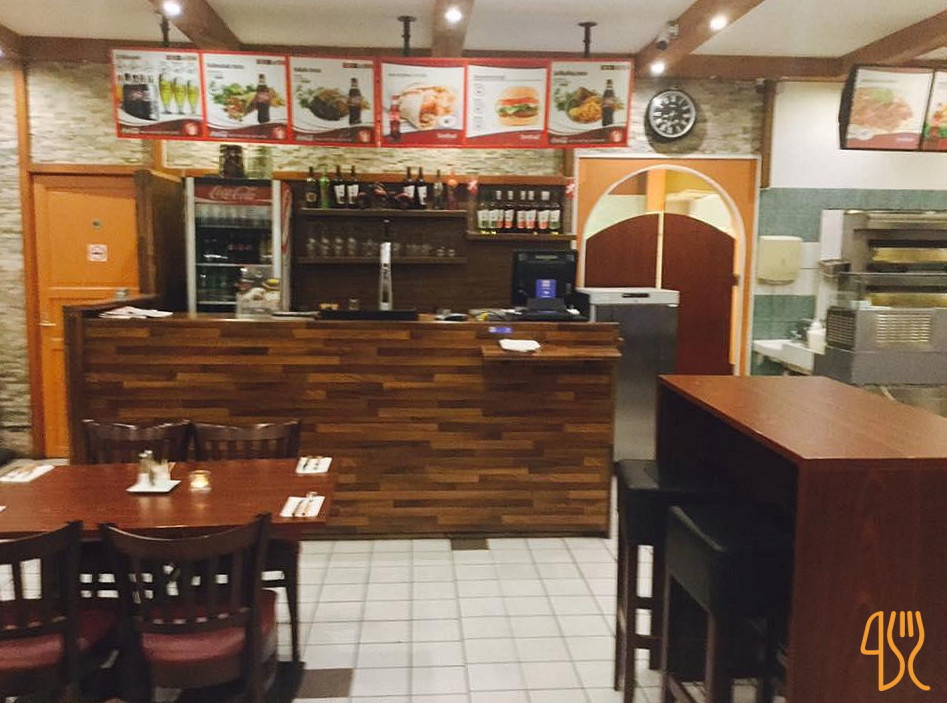 Sindbad Grill Pizza Udenfor