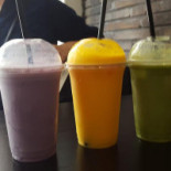 Elisas Sandwich Og Juice Drik