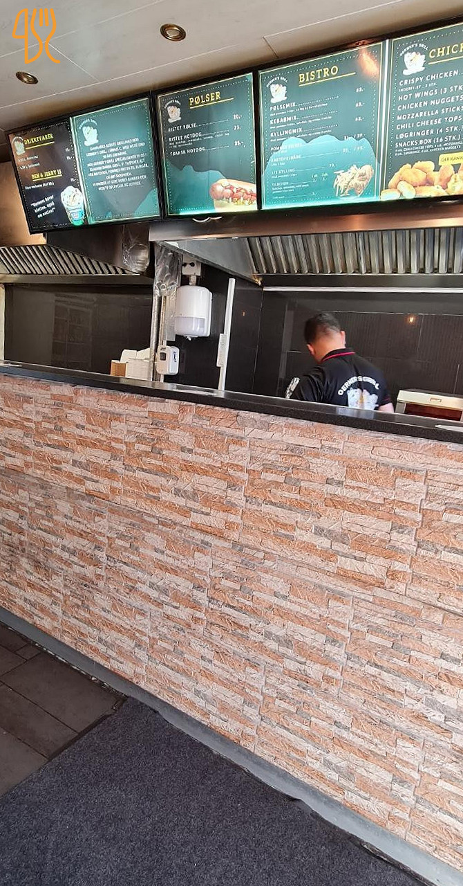 Middelhavet Grill Udenfor