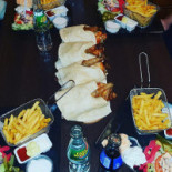 Angus N Chicken House Drik