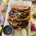 Taquería Local Mad
