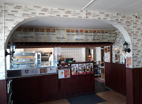 Sandved Pizza Og Grillbar Udenfor