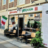 Pronto Pizzaria Iii Udenfor
