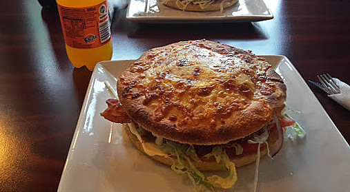 Taarnby Pizza Mad