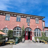 Humlebæk Hallens Cafe Udenfor