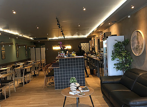 Kaku Sushi Udenfor