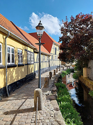 Cafe Solo Udenfor