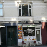 Konays Pizzaria Udenfor