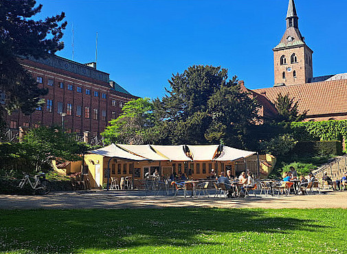 Cafe Siesta Udenfor