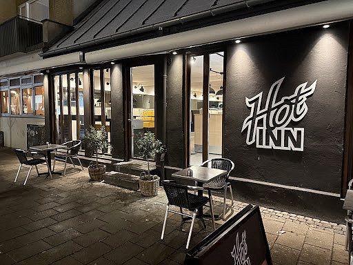 Hot Inn Udenfor