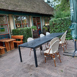 Pipers Hus Udenfor