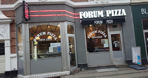 Forum Pizza Udenfor