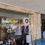 Tv-byens Pizza Og Grillbar Udenfor
