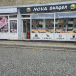 Nova Burger Udenfor