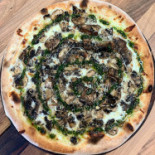 Mo's Pizza Mad