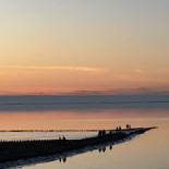 Slusen Hoejer, Udenfor
