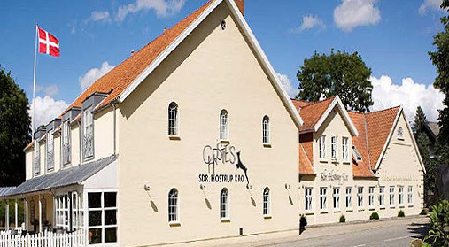 Christie's Sdr. Hostrup Kro Udenfor