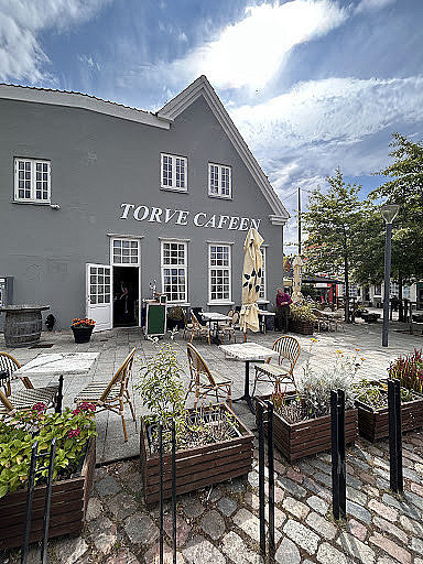 Torvet Udenfor