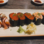 Nira Sushi Mad