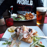 Cafe Mona Mad