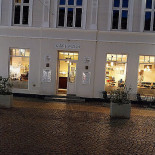 Cafe Cava Udenfor