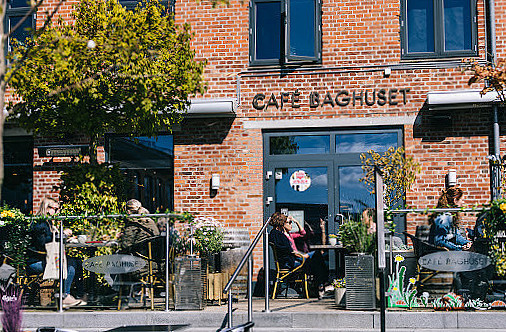 Cafe Baghuset Udenfor