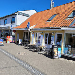 Lokken Snackbar Og Cafeen Udenfor