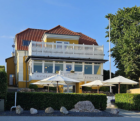 Faenoesund Udenfor