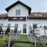 Yoshi Sushi Udenfor