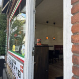 Roberto's Pizza Udenfor