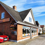 Pizza Og Grillbar Aladdin Udenfor