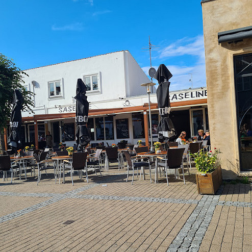 Cafe Saseline Udenfor