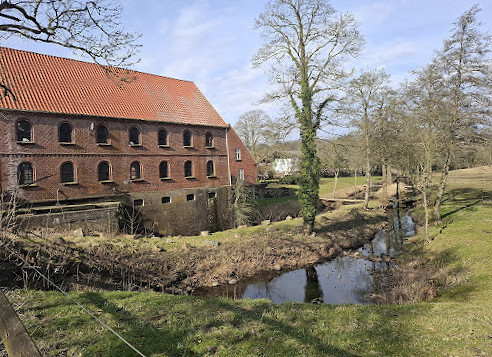 Hopballe Moelle Udenfor