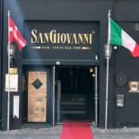 Sangiovanni Trattoria Pizzeria Udenfor