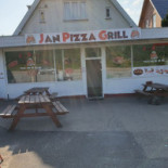 Elite Pizza Udenfor