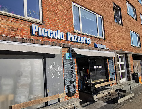 Piccolo Pizzeria Udenfor