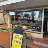 Pizza Burger House Udenfor