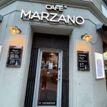 Cafe Marzano Udenfor