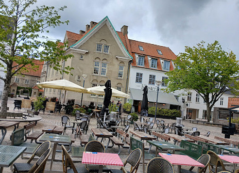 Klostertorvet Udenfor