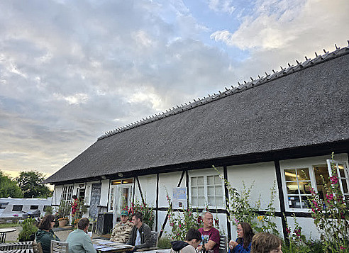 Dark Sky Udenfor