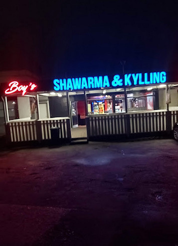 Boys Shawarma Kylling Vestegnen Udenfor