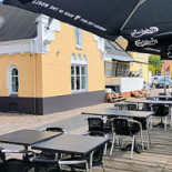 Cafe Apostrof Udenfor