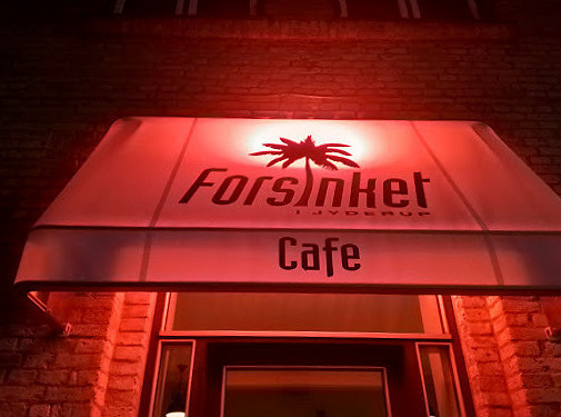 Forsinket Inde