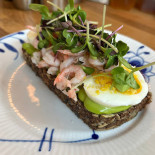 Tobis Café Mad