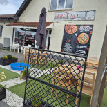 Erdino Pizzaria Udenfor