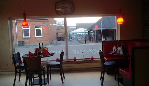 Farsoe Pizza Udenfor